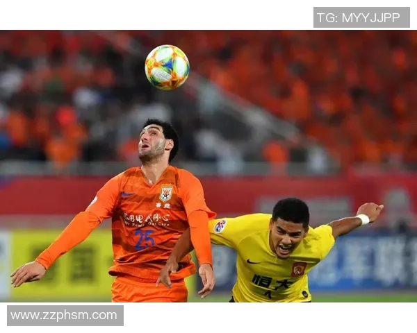 2013年恒大与鲁能激战回顾：巅峰对决中的荣耀与遗憾