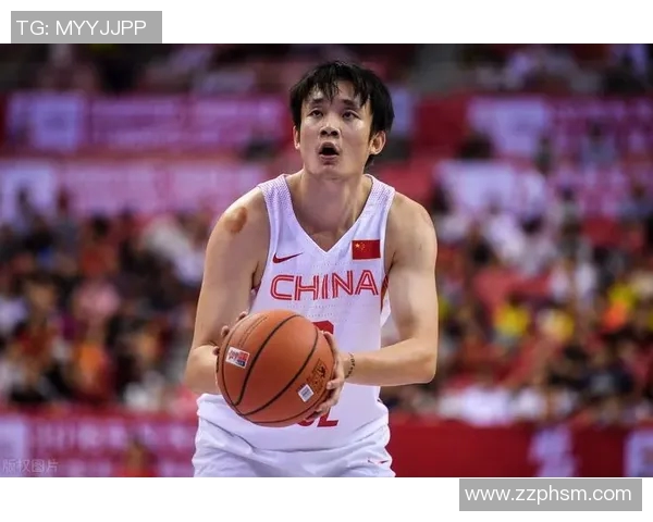 丁彦雨航领衔对决青岛队展现篮球魅力与团队精神的精彩较量