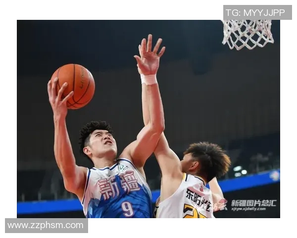 浙江东阳光队抢夺新疆队“男篮四巨头”史蒂芬激战下胜出！
